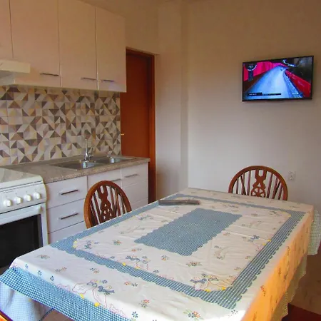 Two-bedroom In Xi Apartman