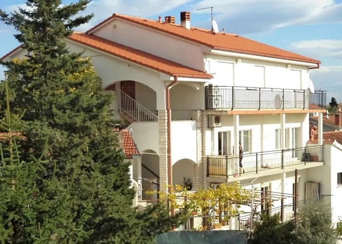 Two-bedroom In Xi Apartamento