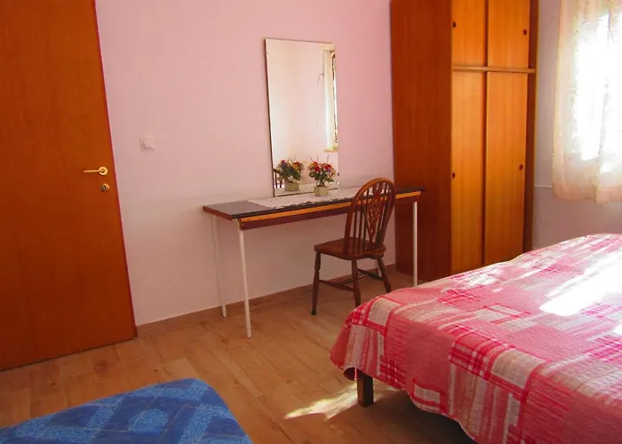 Two-bedroom In Xi פולה