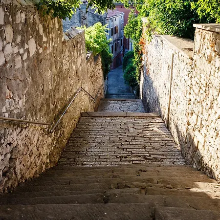 Two-bedroom In Xi * 풀라