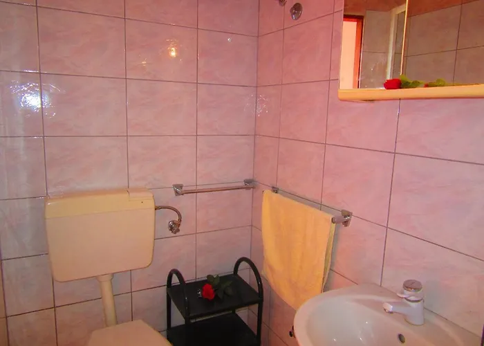 Two-bedroom In Xi 풀라